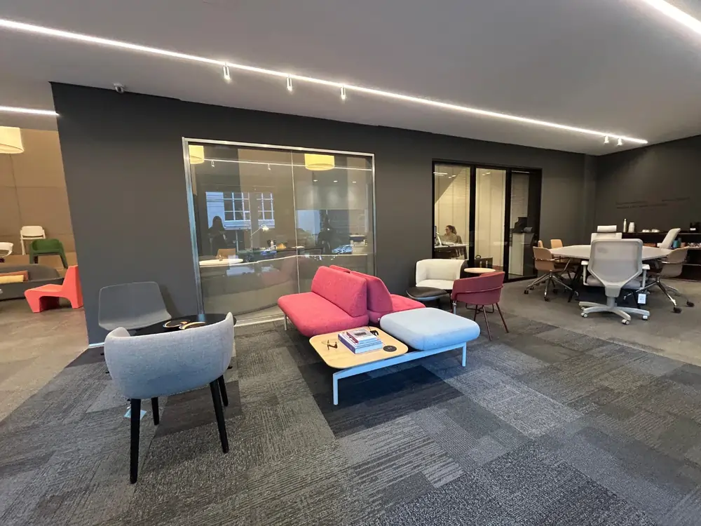 Cadeira Herman Miller 7